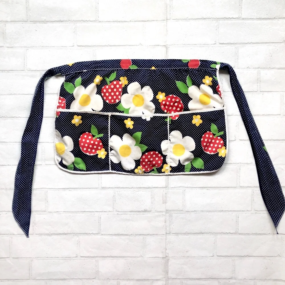 Vintage Cottagecore Strawberry Polka Dot Garden Apron 3 Pocket Retro Navy